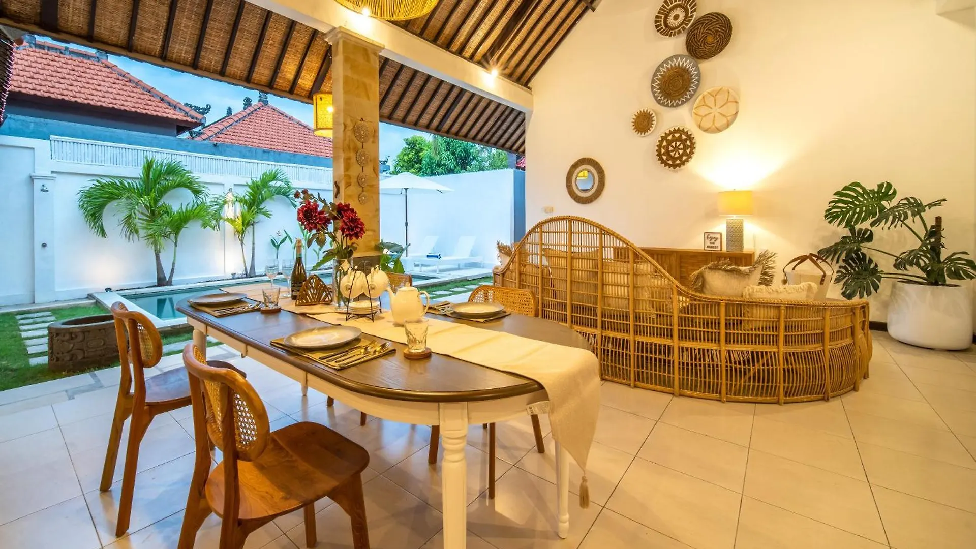 2 Bedroom Luxury Private Pool Villa In Seminyak  Seminyak (Bali)