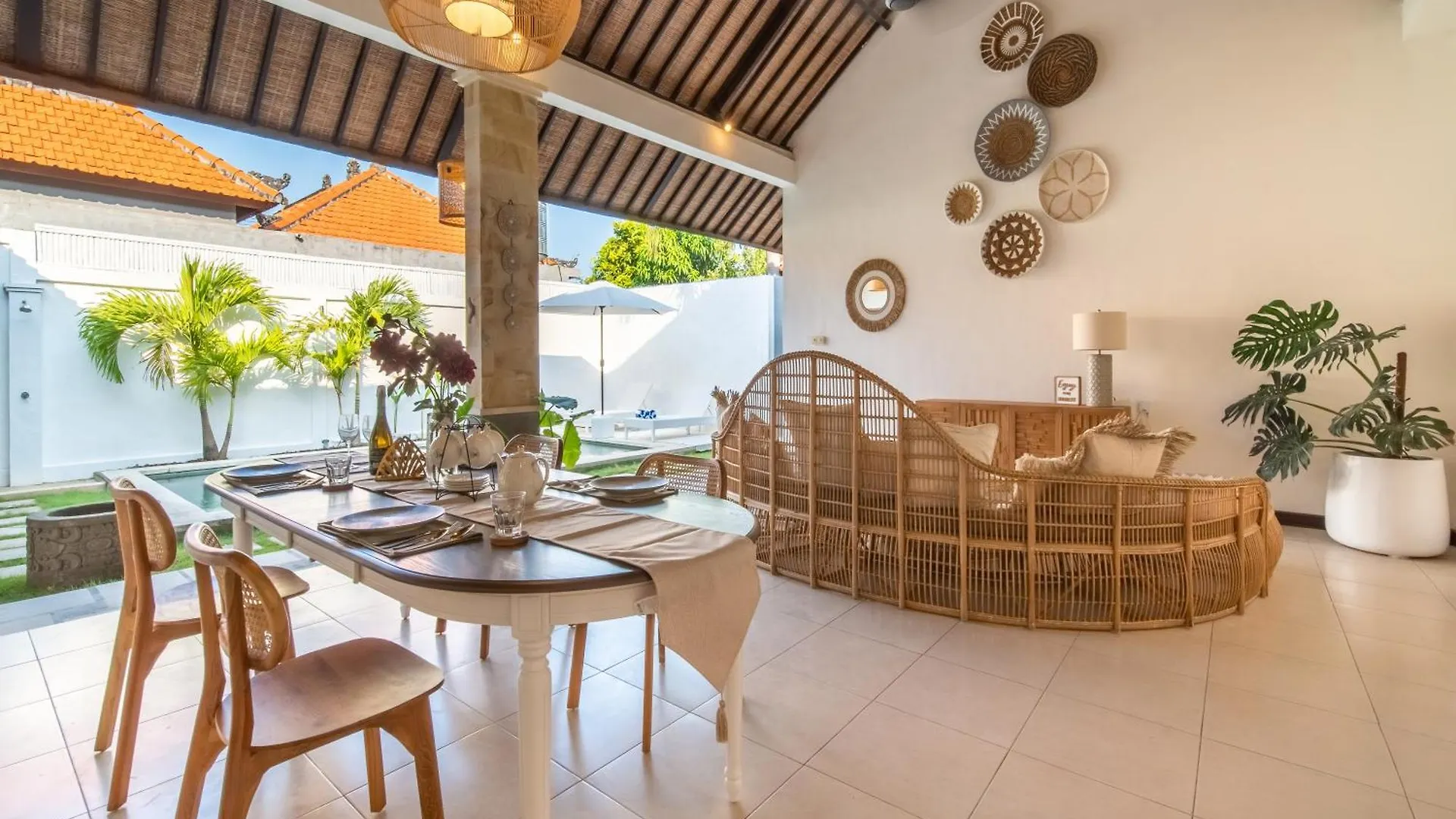 2 Bedroom Luxury Private Pool Villa In Seminyak
